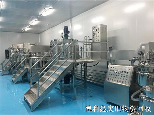 制藥廠設(shè)備回收，藥廠車(chē)間設(shè)備回收，整廠設(shè)備回收
